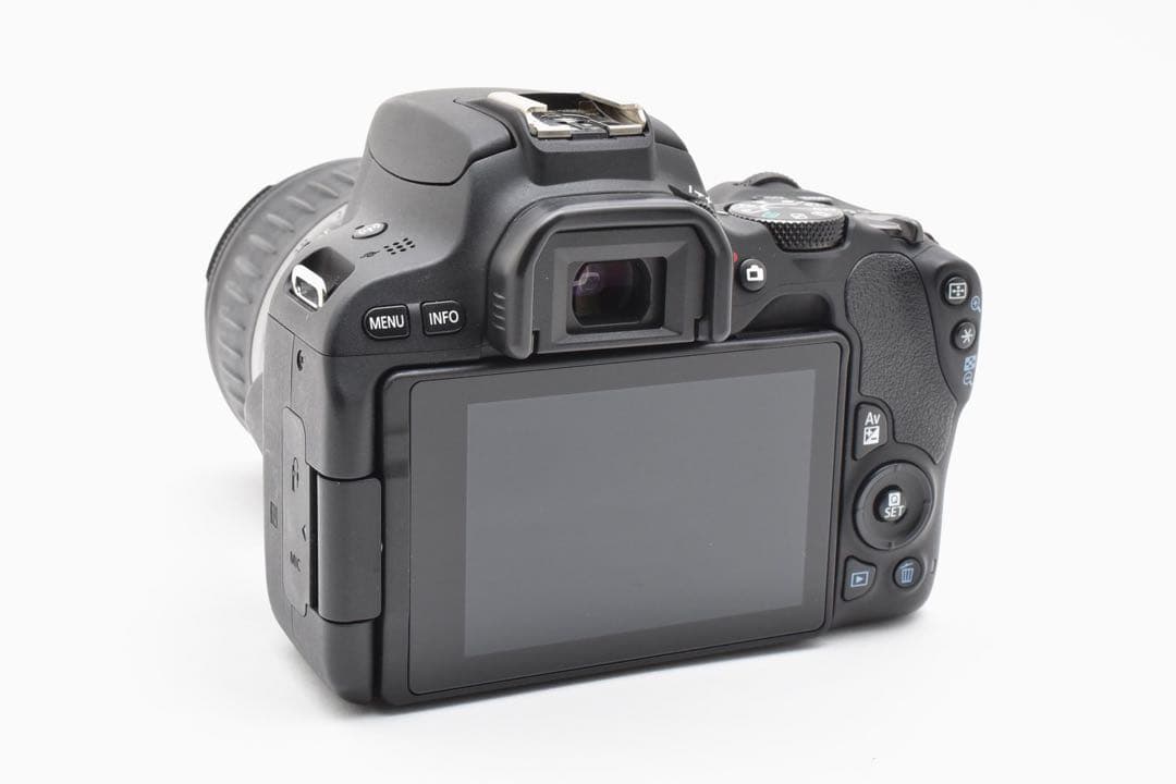 CANON EOS Kiss X9標準レンズセット/EF18-55mm