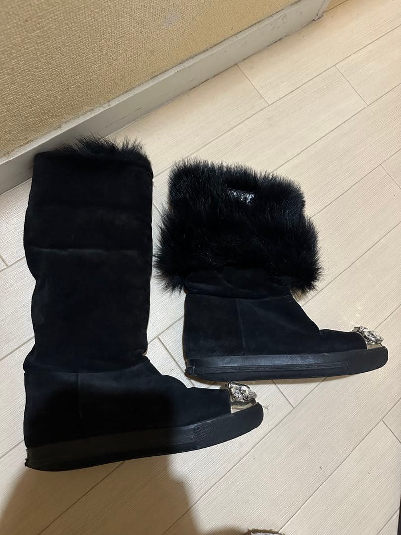 最終価格！美品❣️miumiuスェードファービジューブラックロングブーツ36