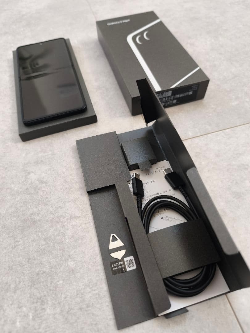 サムスン galaxy z flip7 256GB ジェットブラック おまけ付