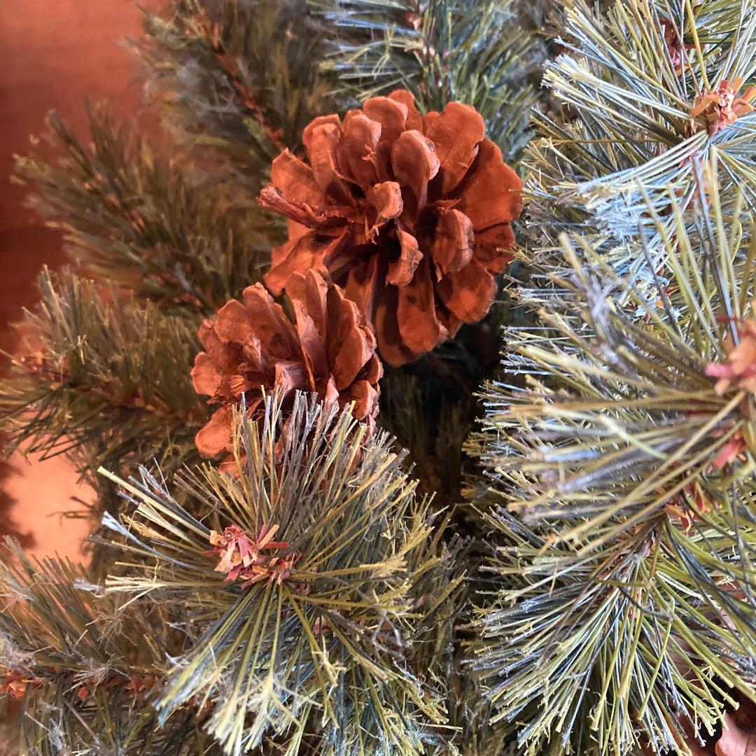 アルザス松ぼっくり付きクリスマスツリー180㎝