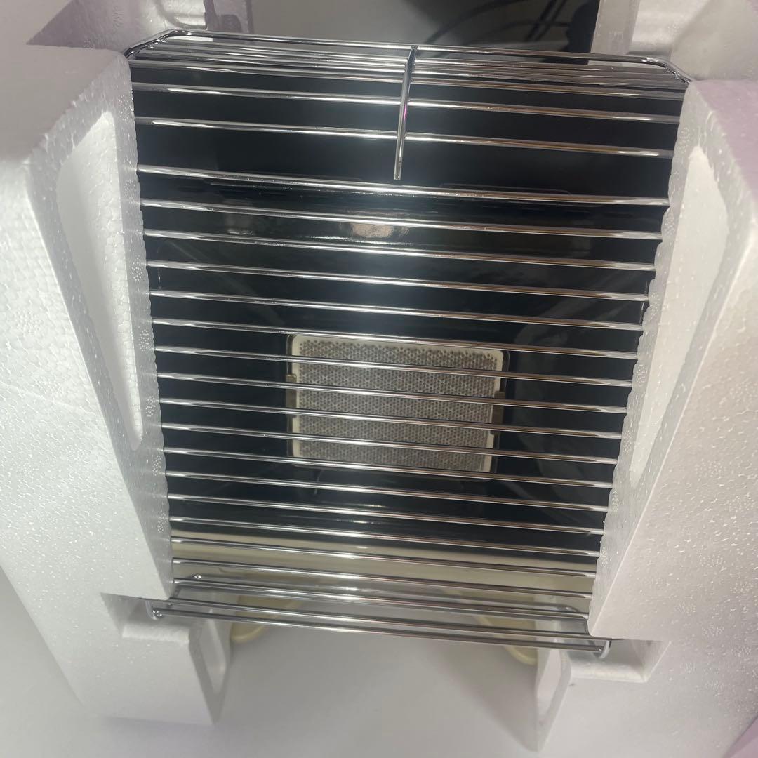 岩谷 カセットガスストーブ イワタニ キャンプCB-STV-MYD3 ほぼ新品