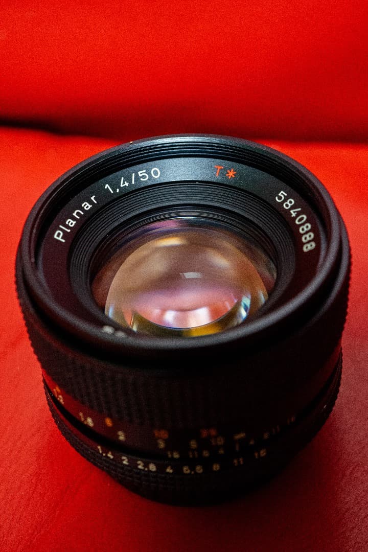 Carl Zeiss Planar 50mm F1.4 AEJ 単焦点レンズ