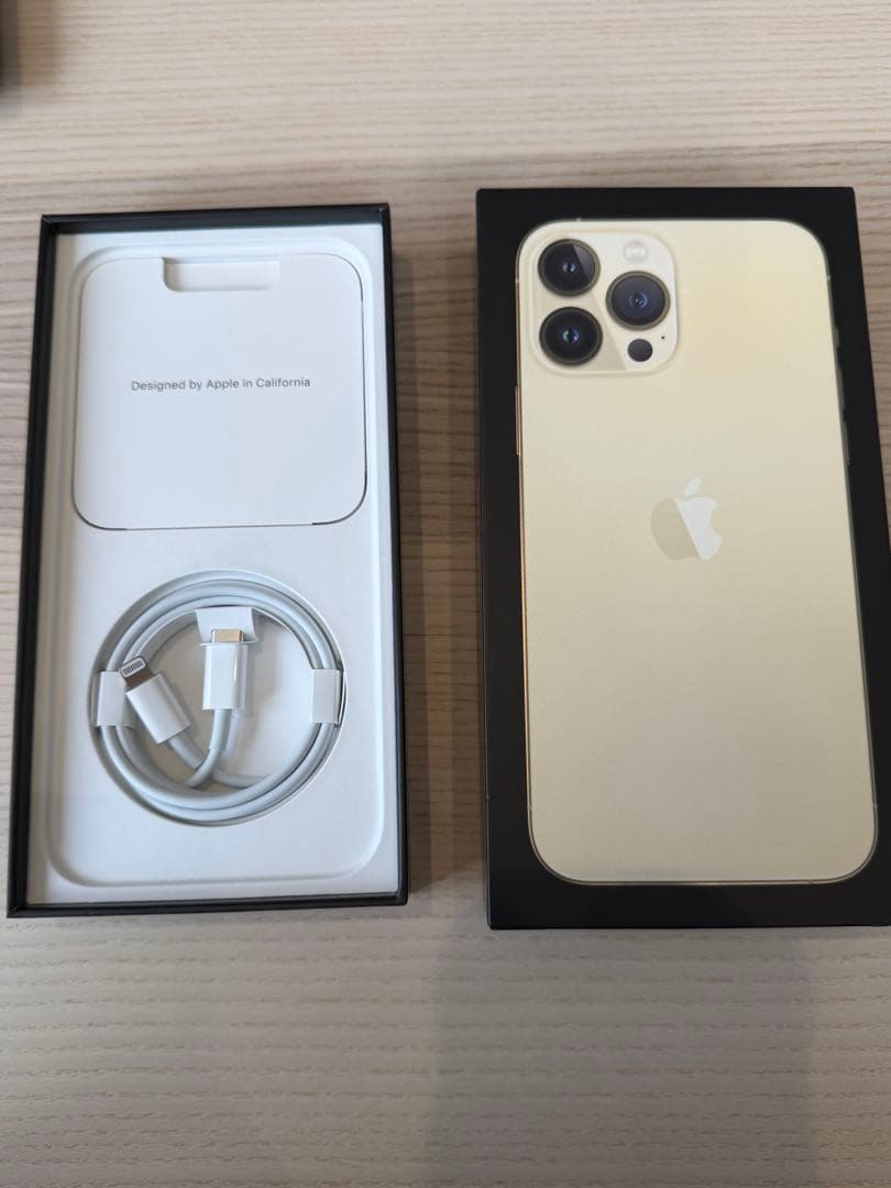 Apple iPhone13ProMAX ゴールド 256GB ※SiM解除済