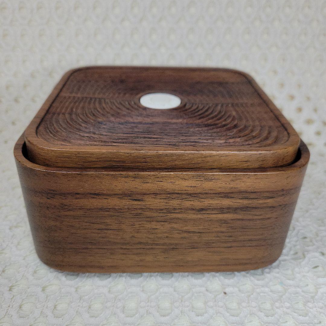 エルメス　ウッドボックス（木製小物入れ）　です。
