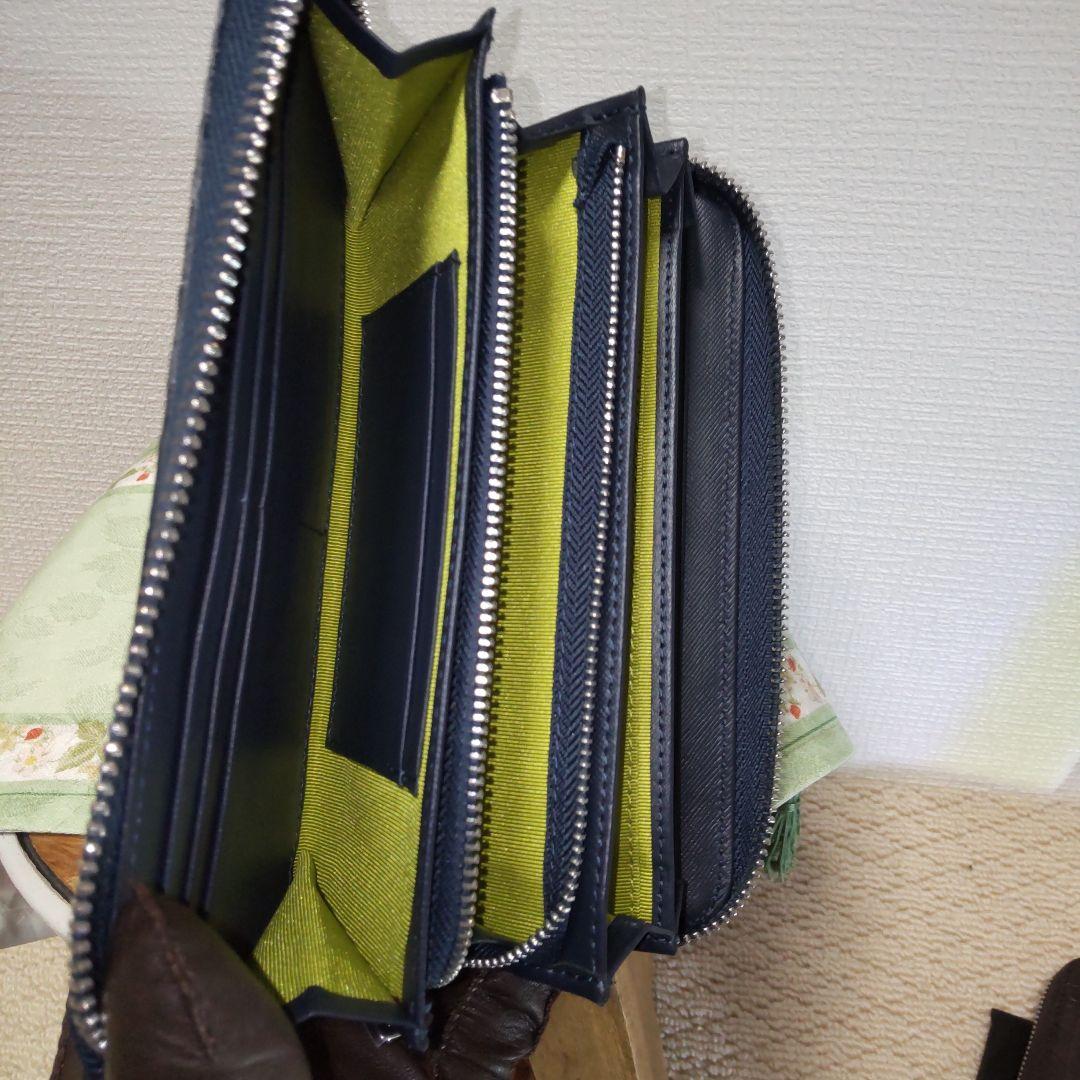 新品・CROIX 　クロワ・ロワイヤル　ネイビー　本ワニ皮・長財布