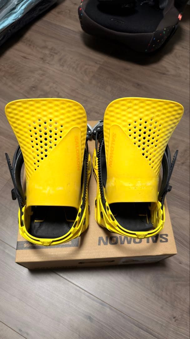 SALOMON HOLOGRAM 23-24モデルビンディング