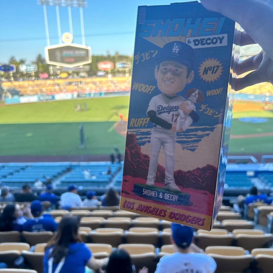 大谷&デコピンボブルヘッド　先着40000人
