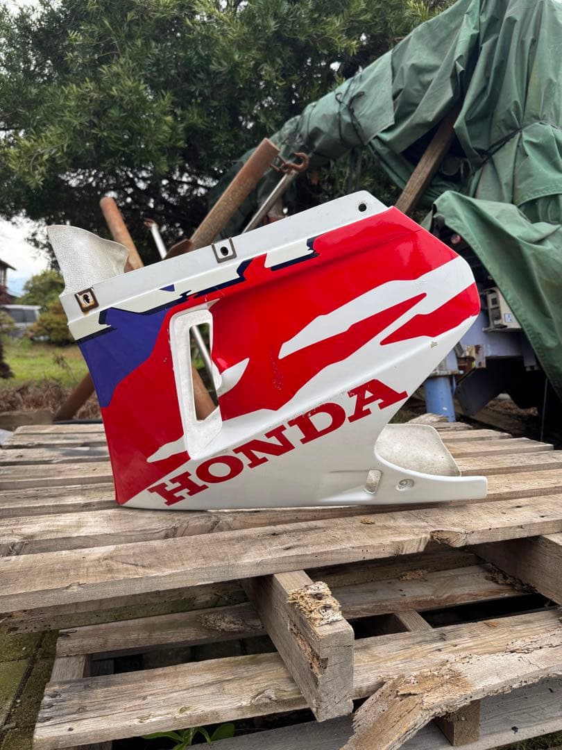 rvf400 nc35 前期カラー 94カラー アンダーカウル