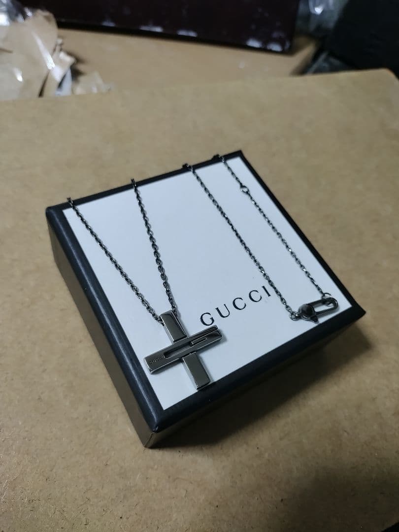 GUCCI グッチ シルバー925 Gクロスネックレス 高級感あり イタリア製