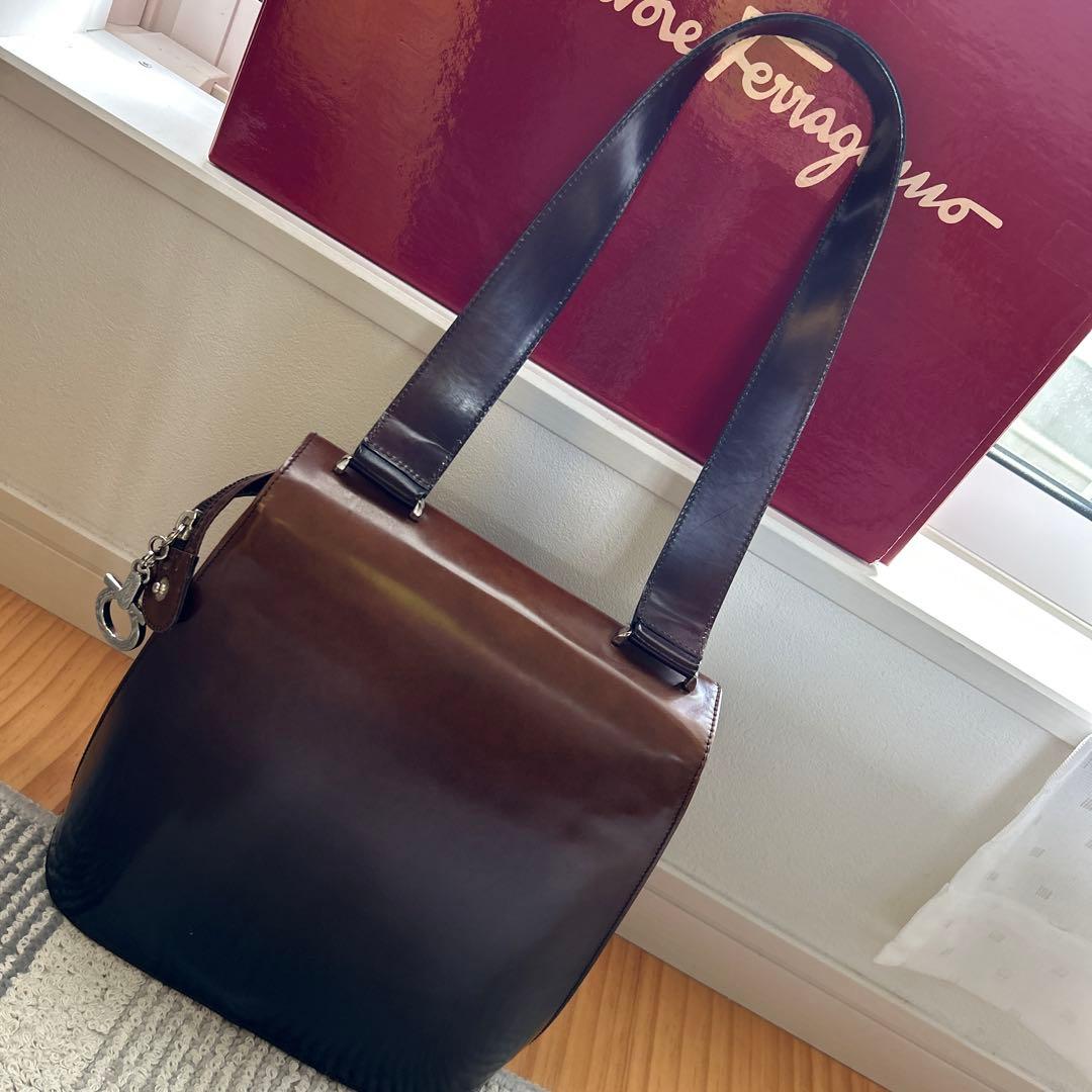 バッグ Salvatore Ferragamo