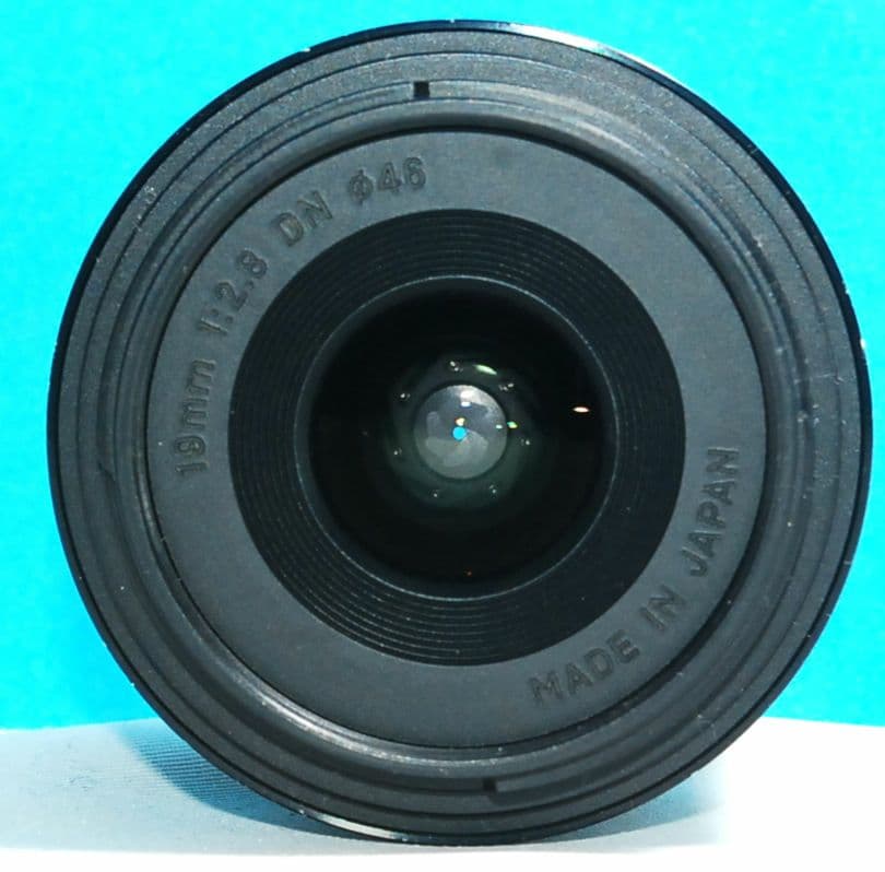 SIGMA 19mm f/2.8 DN ソニー　送料無料
