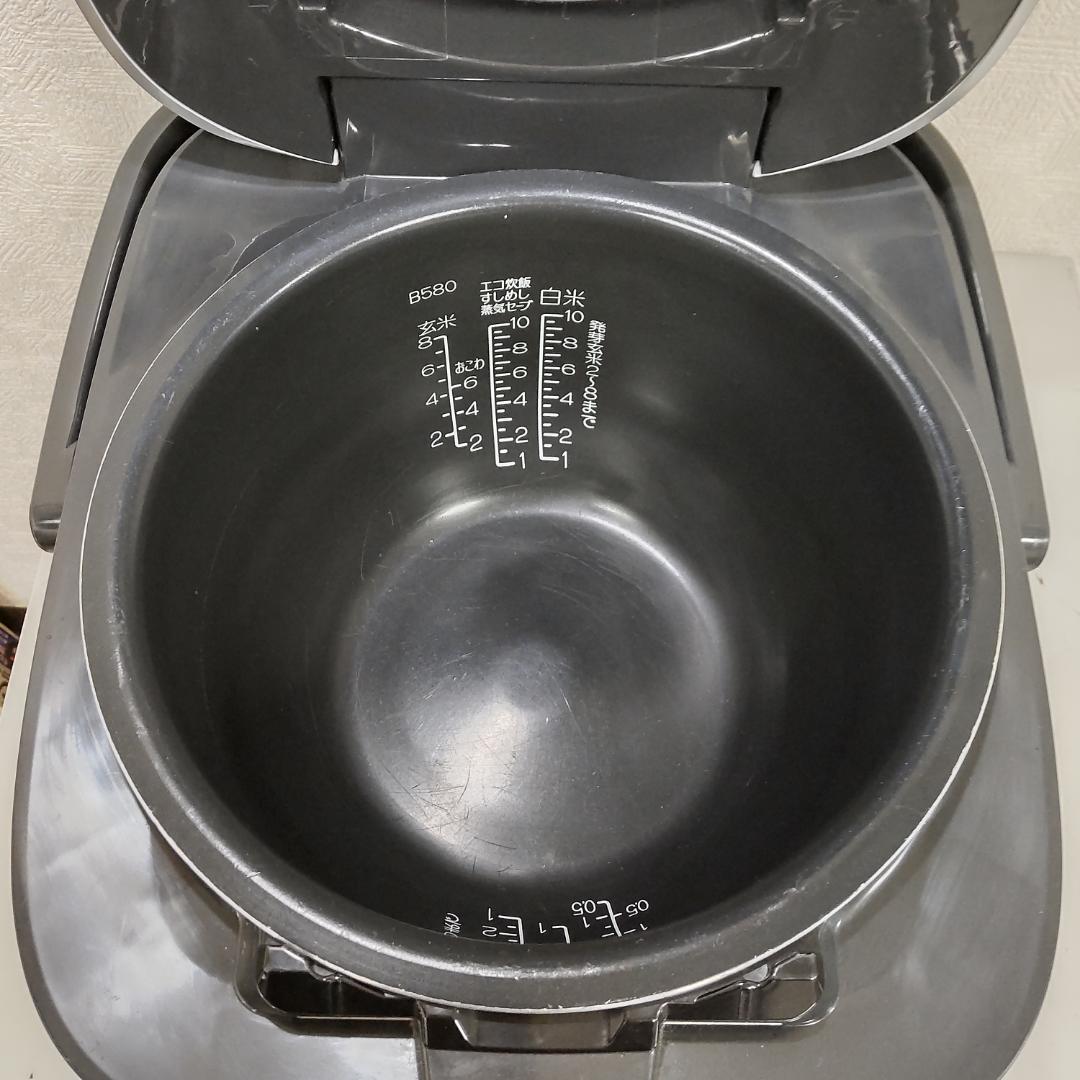 ZOJIRUSHI 圧力IH炊飯ジャー 極め炊き NW-JX18 2022年製