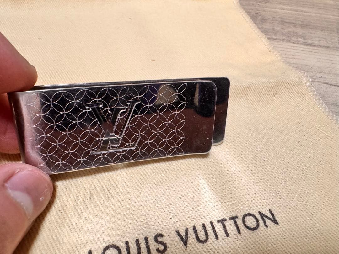 ルイヴィトン　マネークリップ　極美品