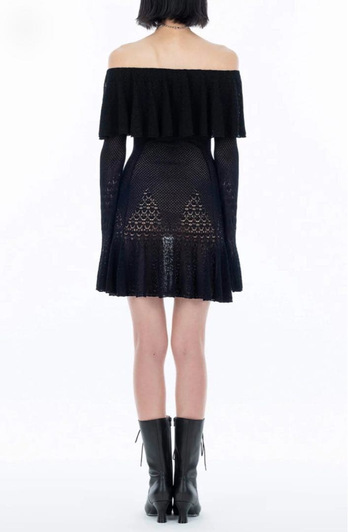 【お値下げ！】新品タグ付⭐︎feticoオフショルダーミニワンピース