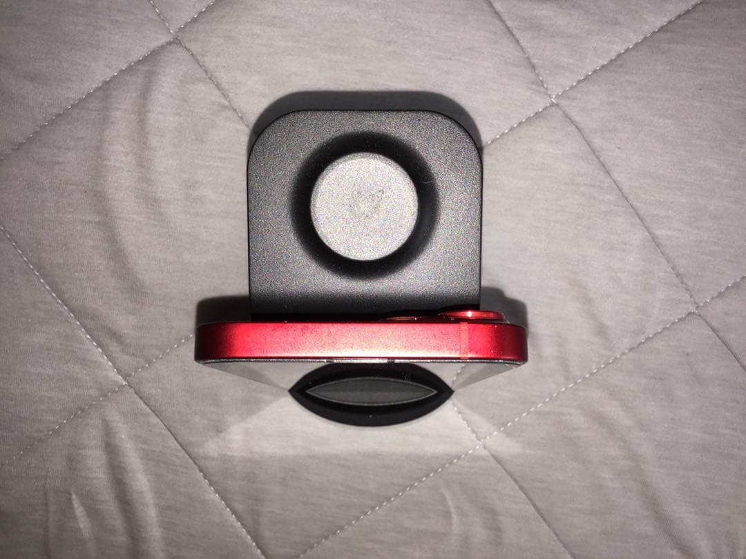 iPhone13無印256GBとMacBookとiPod touch