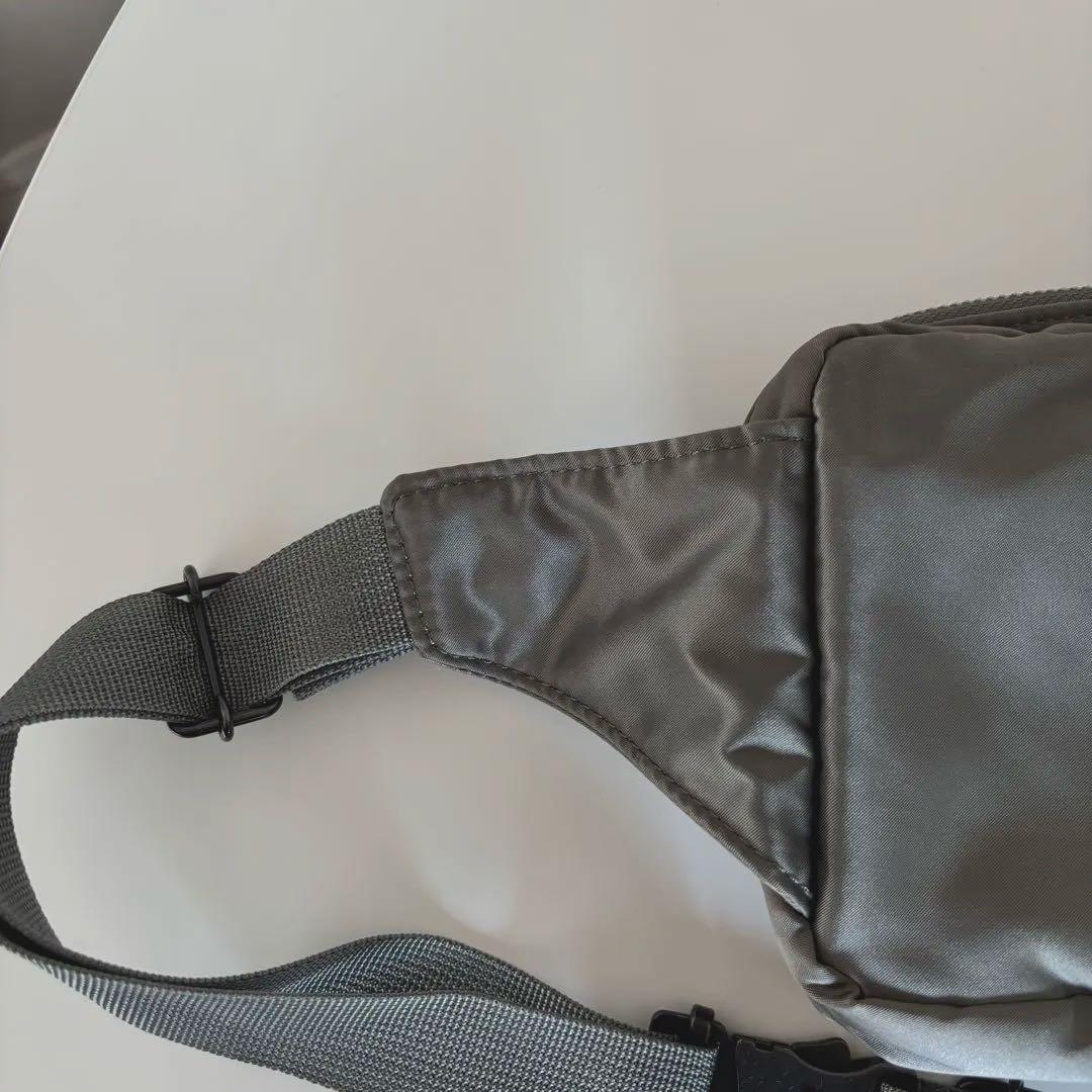 【美品】ポーター タンカー ボディバッグ コンパクト シルバーグレー