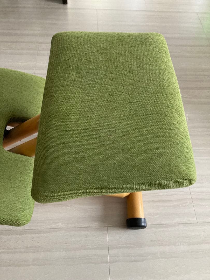 STOKKE バランスチェアー