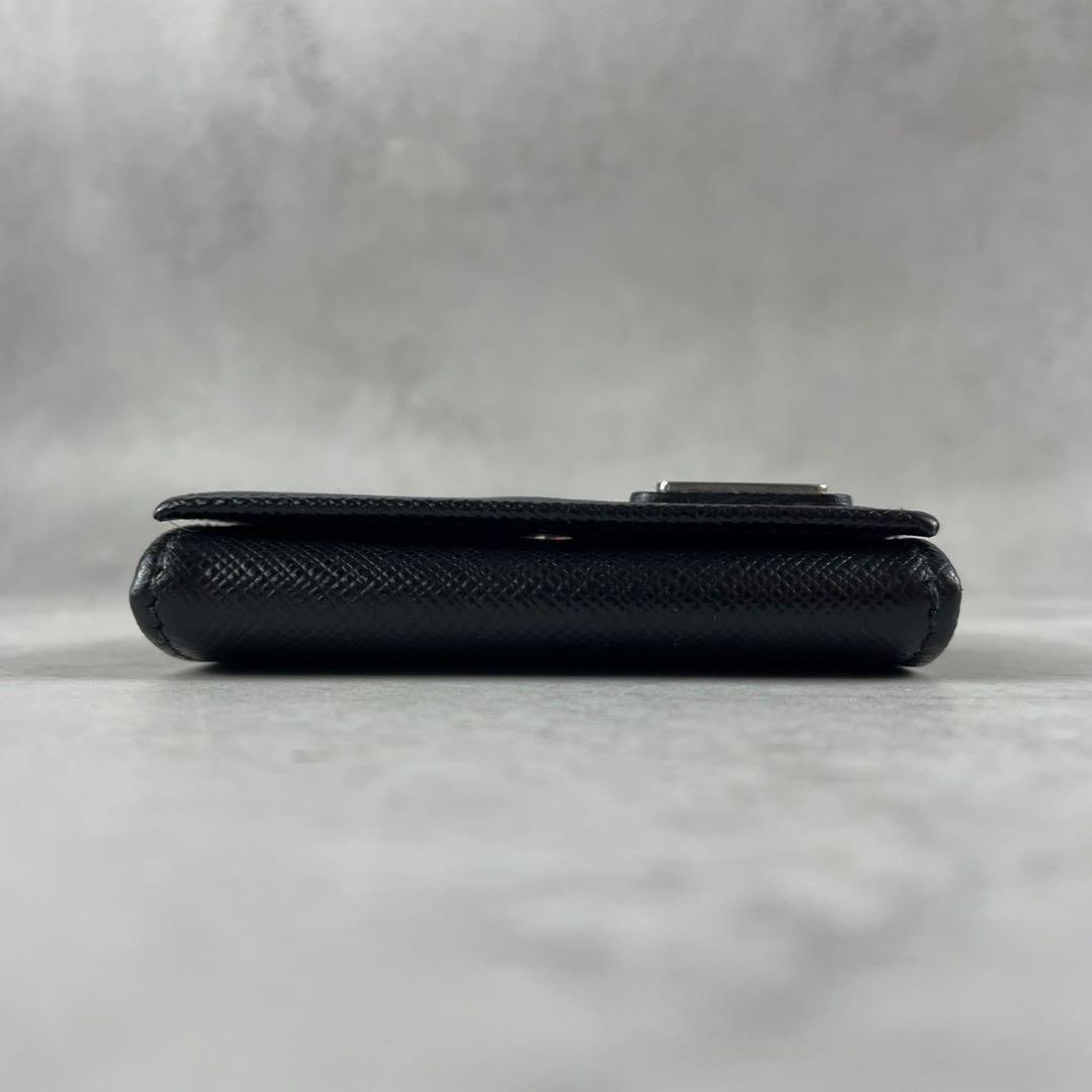 【極美品】現行 PRADA ケース 小銭入れ サフィアーノ 三角ロゴ