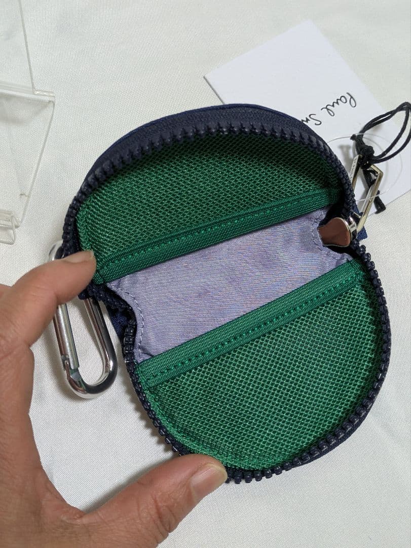 歳末処分価格【新品SALE】Paul Smith HAPPY カラナビ付ポーチ