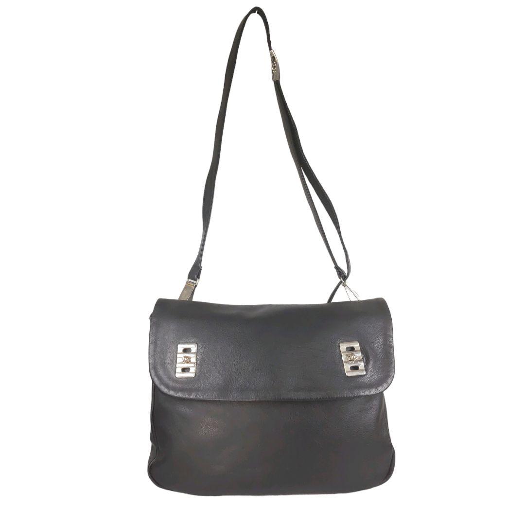 【Ackermann】美品 レザー ショルダーバッグ ターンロック 黒