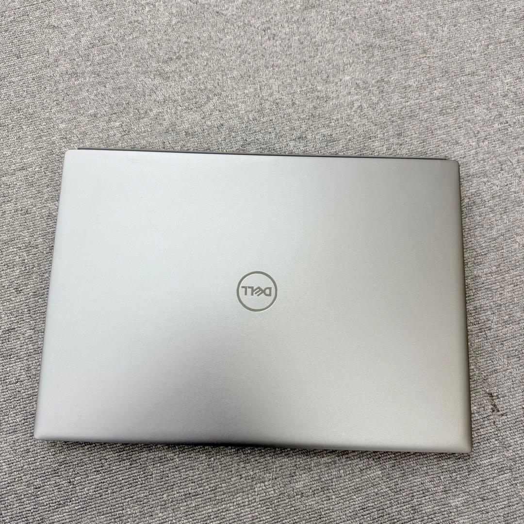 Dell Vostro 5620 第12世代 Intel Core i5