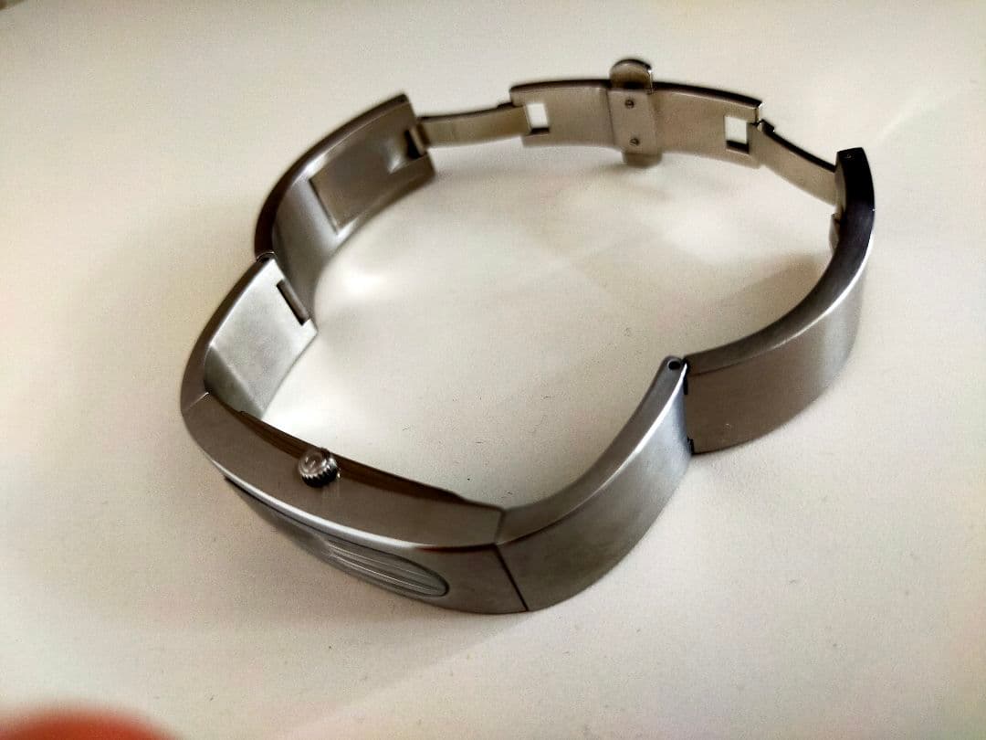 GUCCI 2400 S ステンレススチール 時計