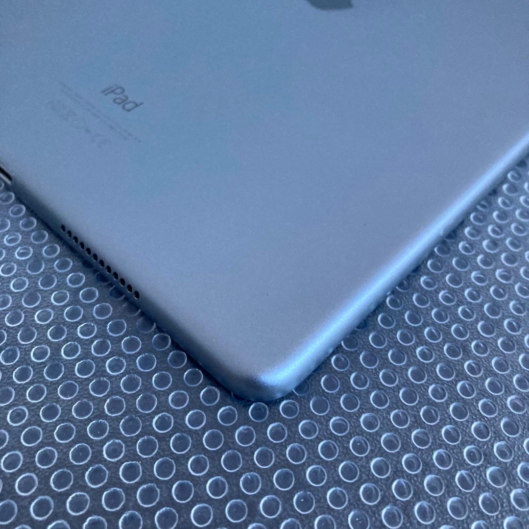 593 美品☆電池最良好☆iPadPro256GB9.7インチSIMフリー☆