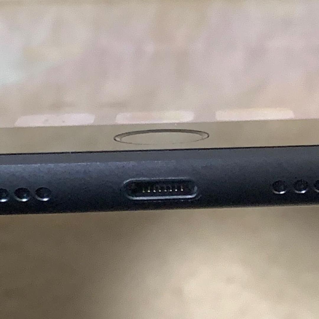 美品 iPad 第9世代 10.9インチ 64GB Wi-Fi　バッテリ100％