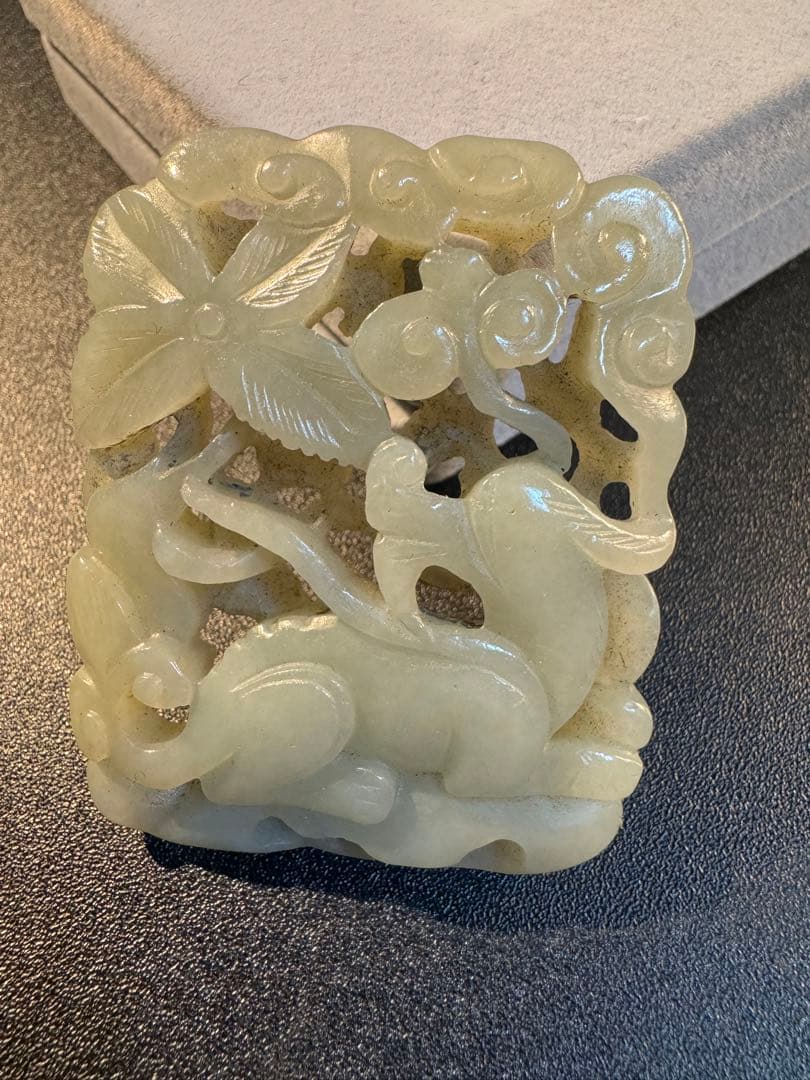 犬　本玉 天然石古砡 和田玉 清時代中国古美術骨董 雕刻 開運風水 極細工