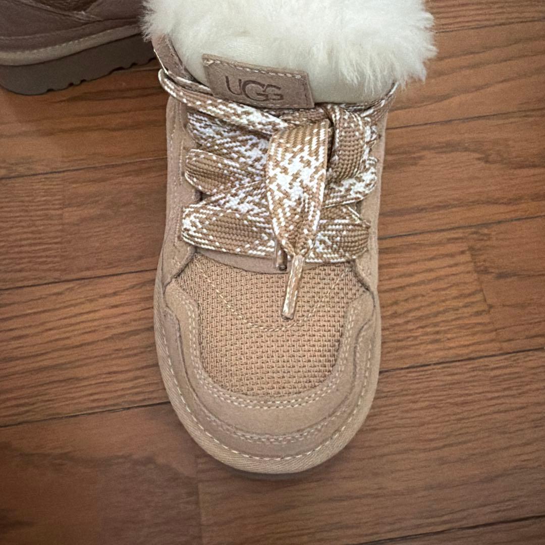 UGG ベージュ ムートンブーツ　スニーカー