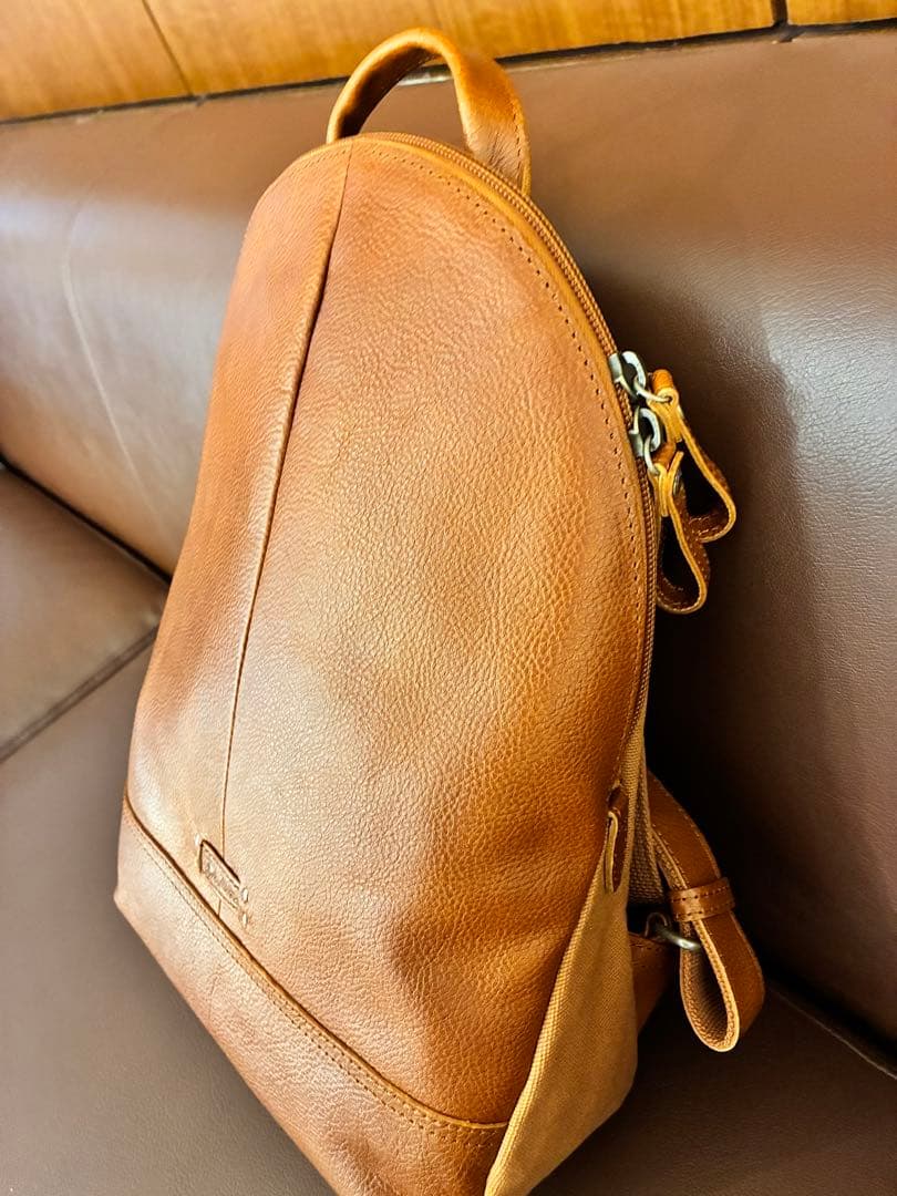 【Dakota】 ダコタ　牛革リュック