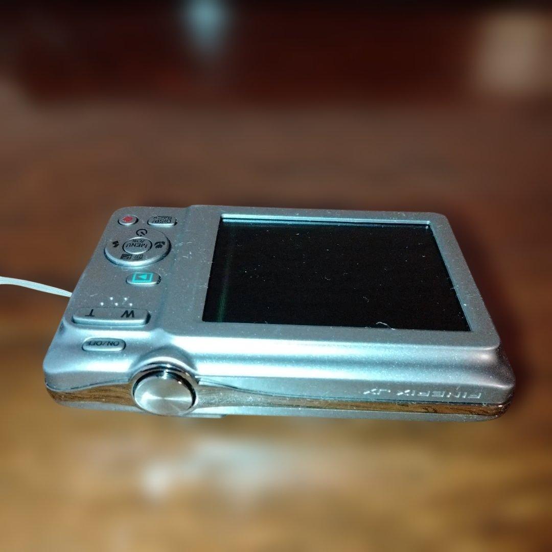 美品　FUJIFILM FinePix JX500 コンパクトデジタルカメラ