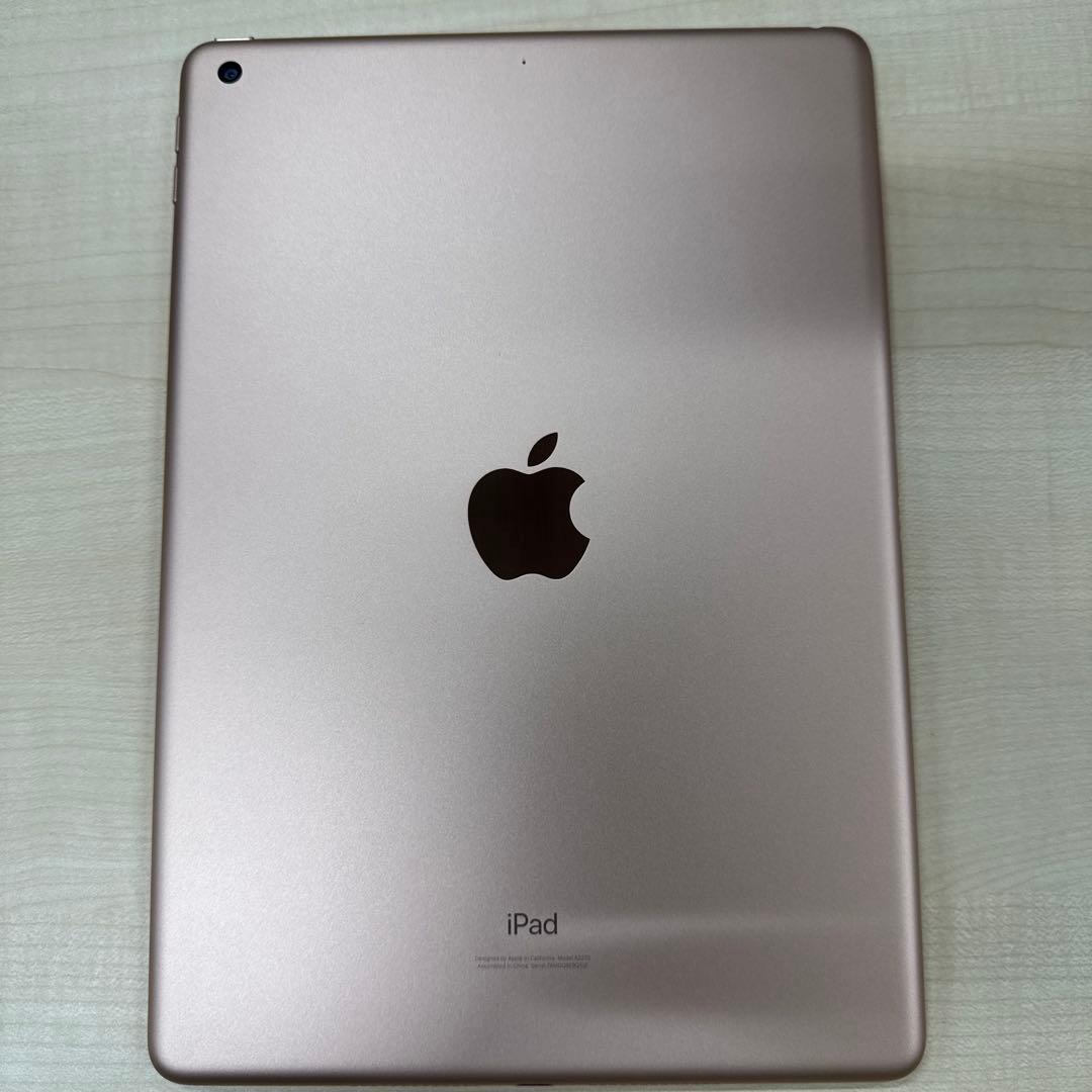 iPad 第8世代 WiFi 32GB ゴールド 本体のみ