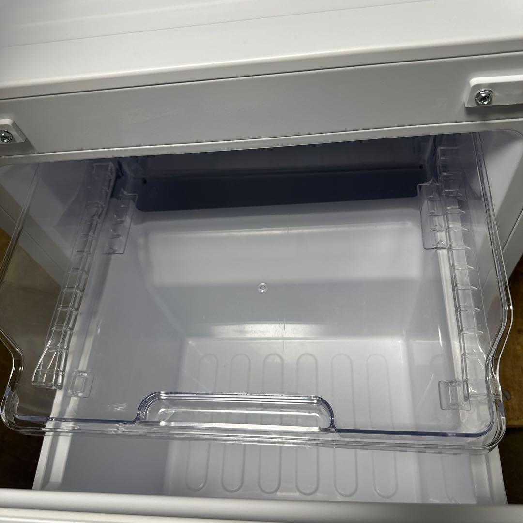 シャープ 冷蔵庫 SJ-D15G-W 152L 2021年製. 美品