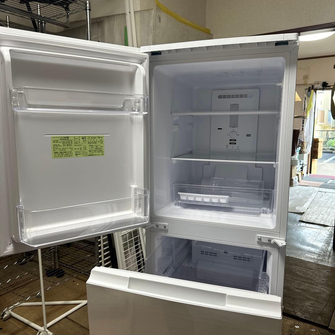 シャープ 冷蔵庫 SJ-D15G-W 152L 2021年製. 美品