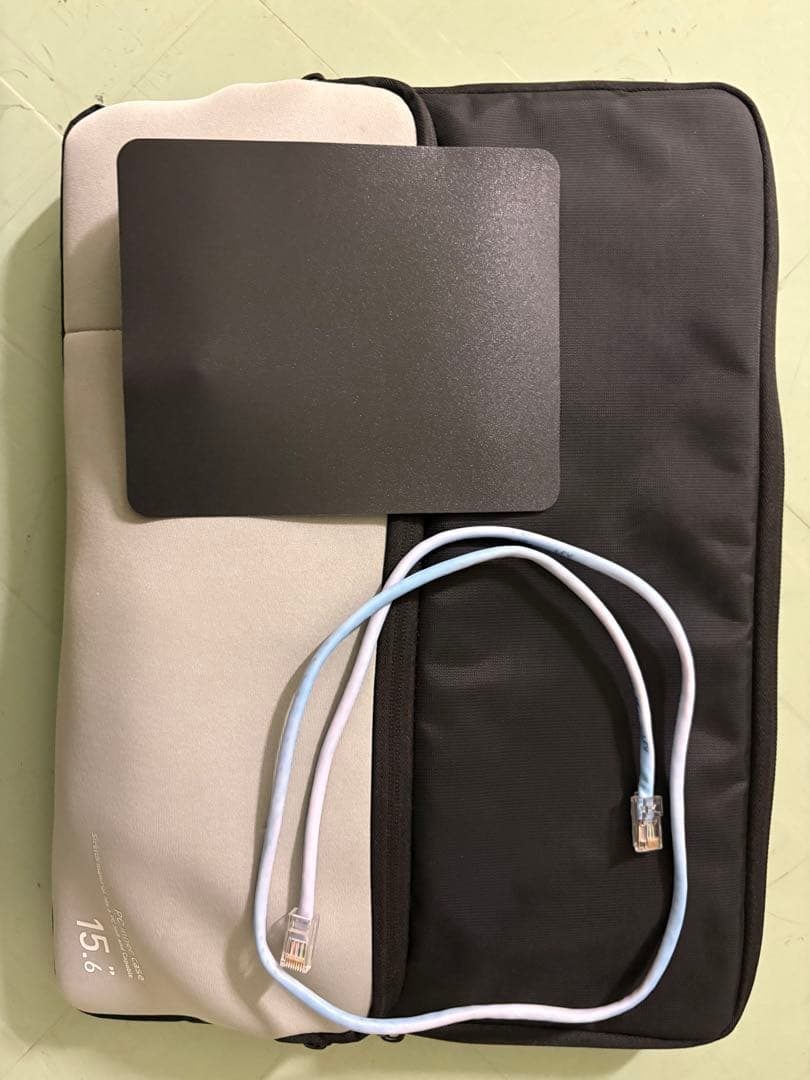 富士通製ノートパソコン「FMVA51HSN」シルバー