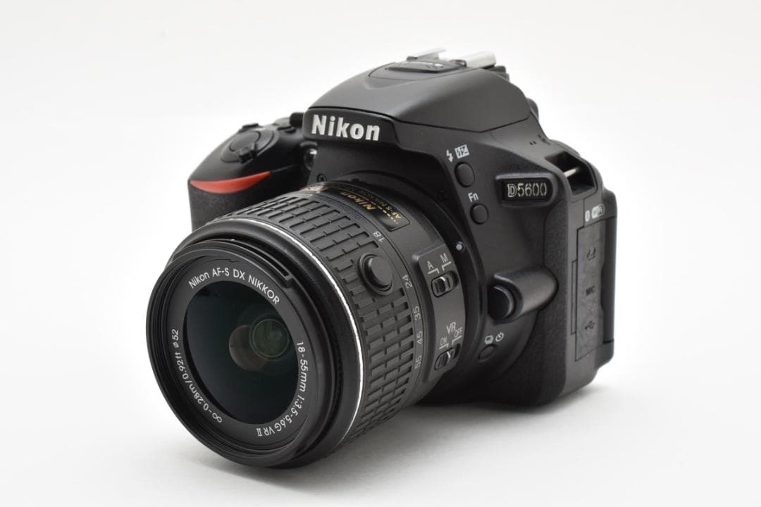 ■美品■Nikon D5600 レンズキット