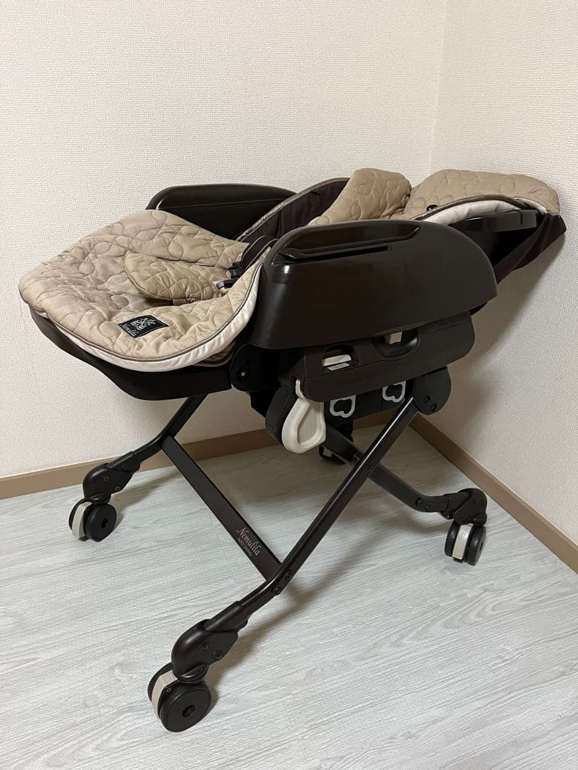 ★値下げ中★ コンビ　ネムリラ　ハイローチェア　オートスイング