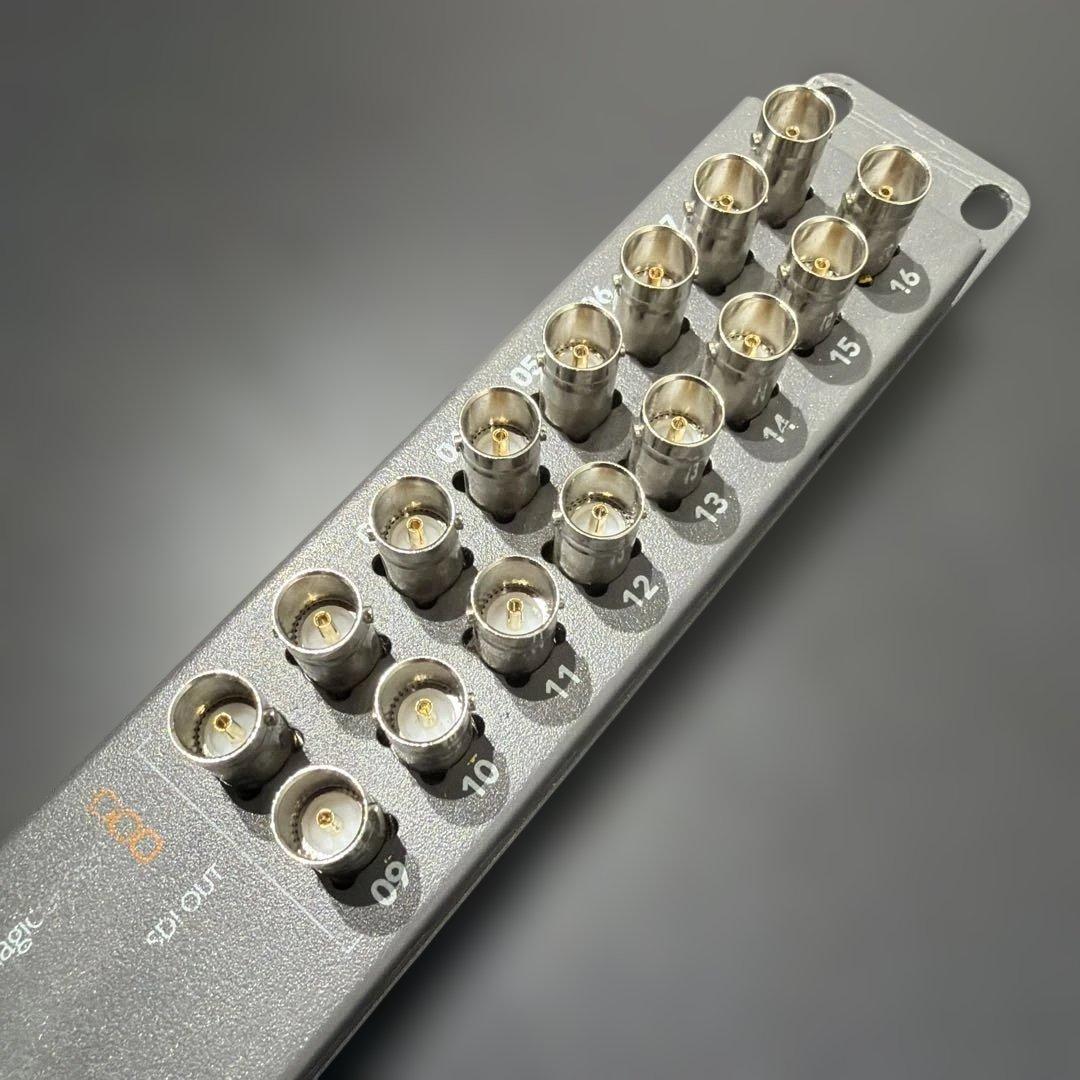 Blackmagic Micro Videohub 16x16 SDIルーター