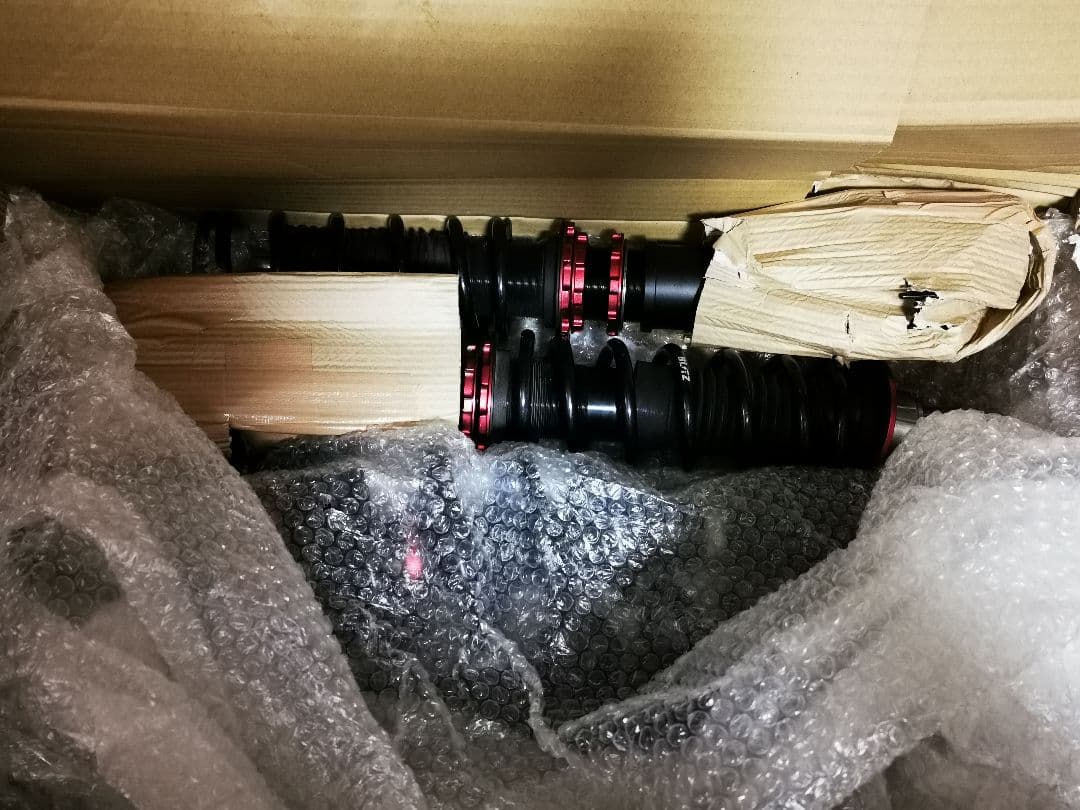 【美品】CR-Z BLITZ サスペンションキット