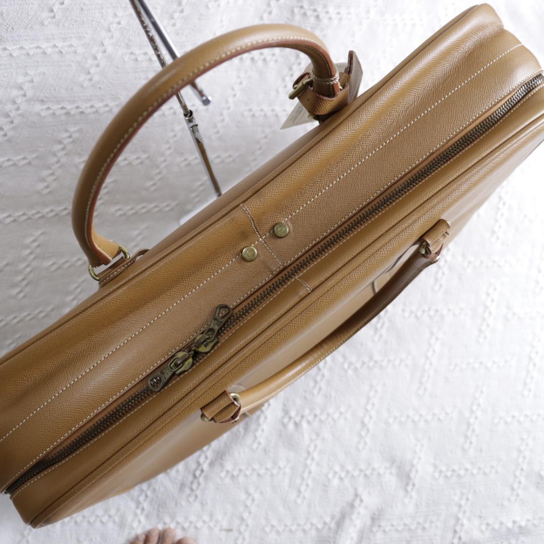 極美品！ロイヤルハイネス ガーメントケース　高級レザーバッグ　クロシェットカデナ