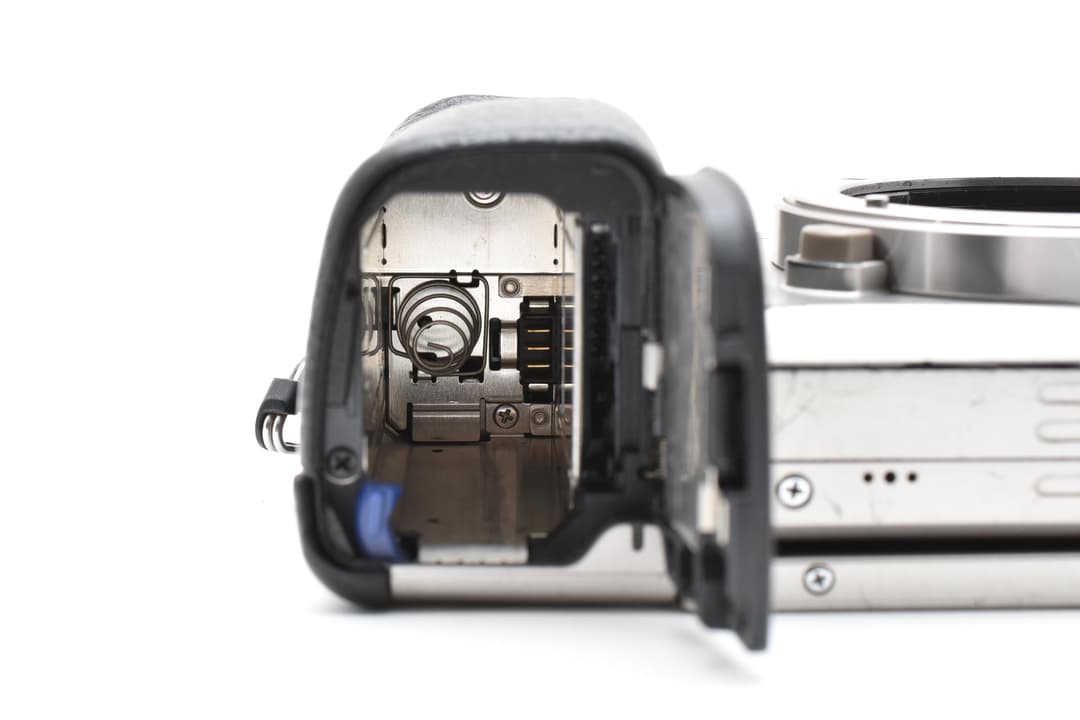 SONY α6000 ボディシルバーILCE-6000 0155