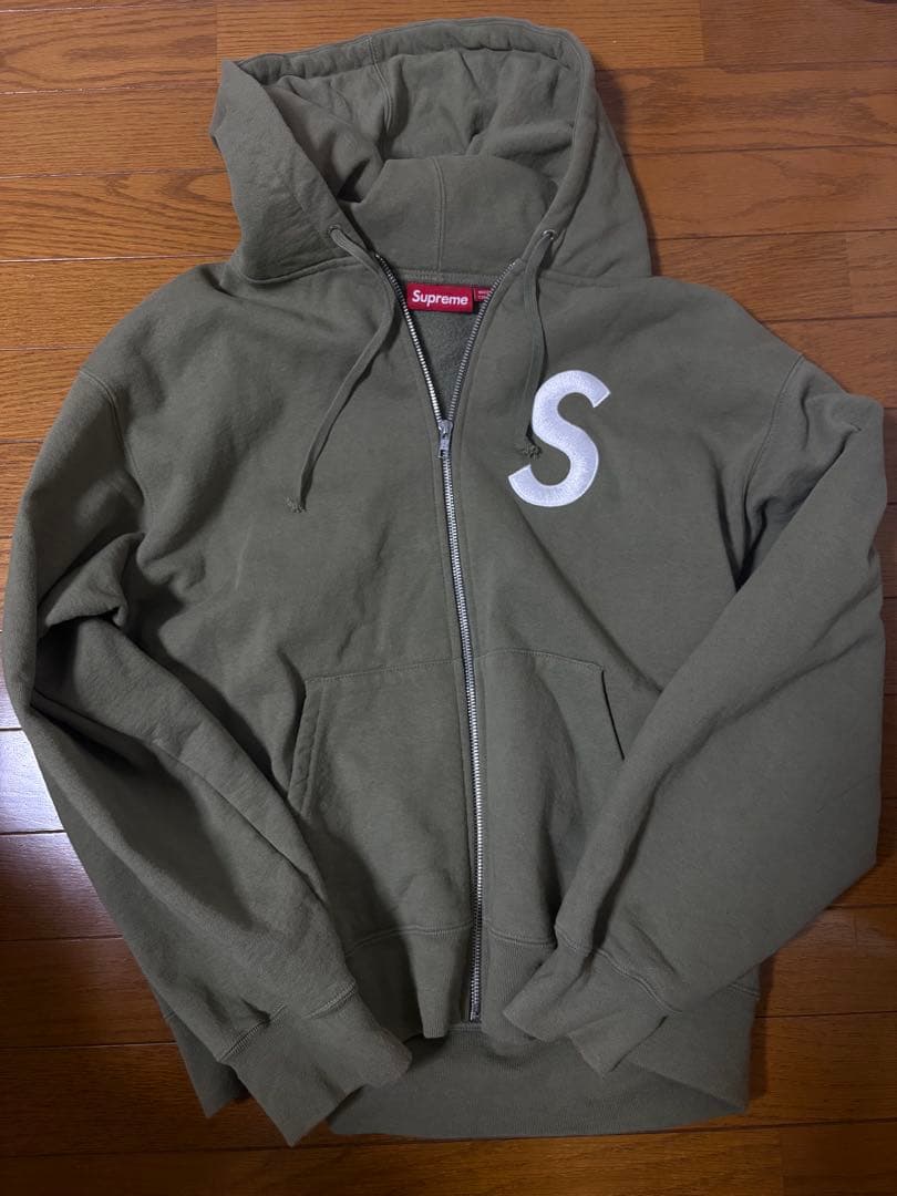 Supreme オリーブ sロゴパーカー