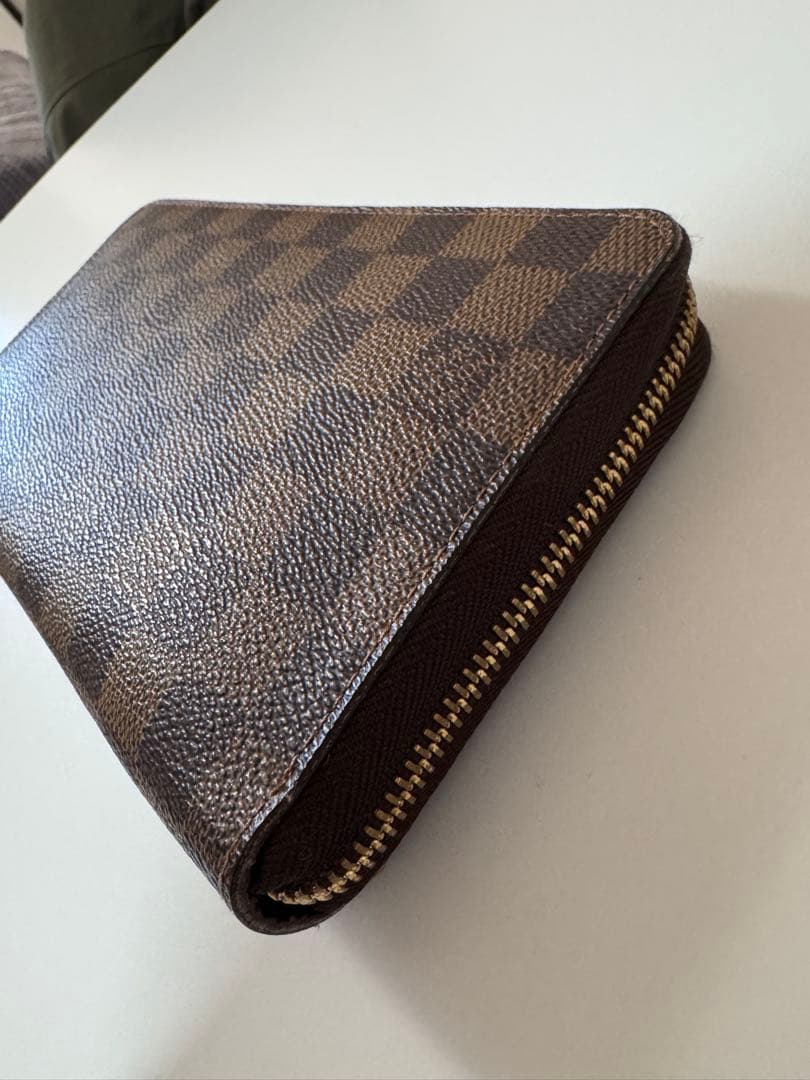 ダミエ・キャンバス 長財布 ゴールドファスナー