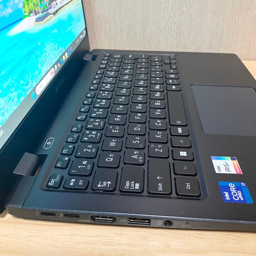 第11世代！dynabook G83 i7メモリ16GB SSD512GB