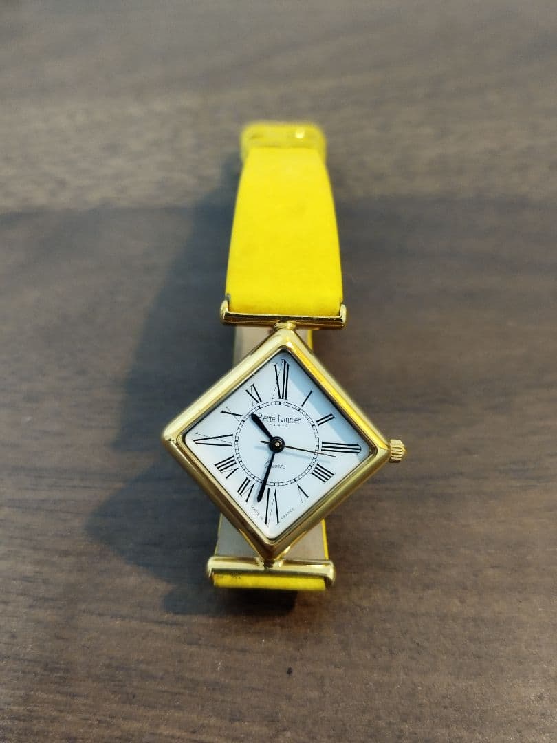 ●ピエールラニエ 腕時計 時計 クォーツ スクエア ひし形 ゴールド イエロー