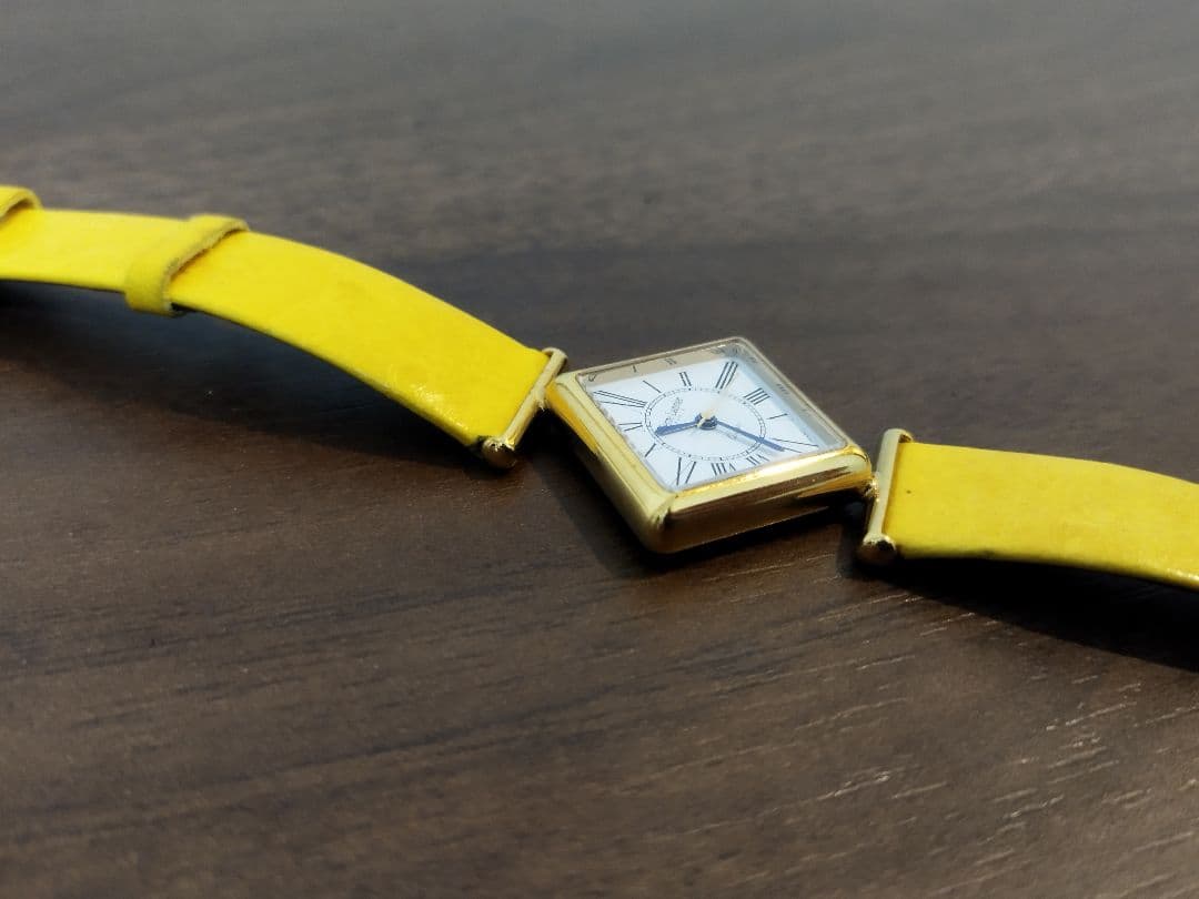 ●ピエールラニエ 腕時計 時計 クォーツ スクエア ひし形 ゴールド イエロー
