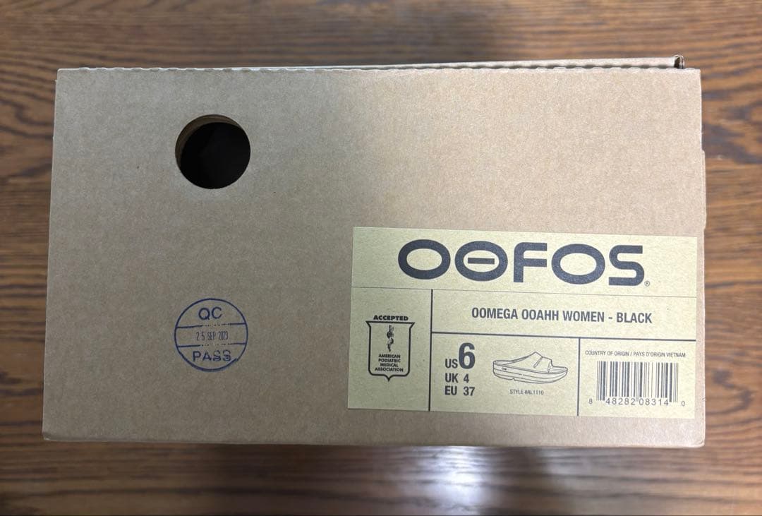 【新品未使用】OOFOS OOmega OOahh Women ブラック 23㎝