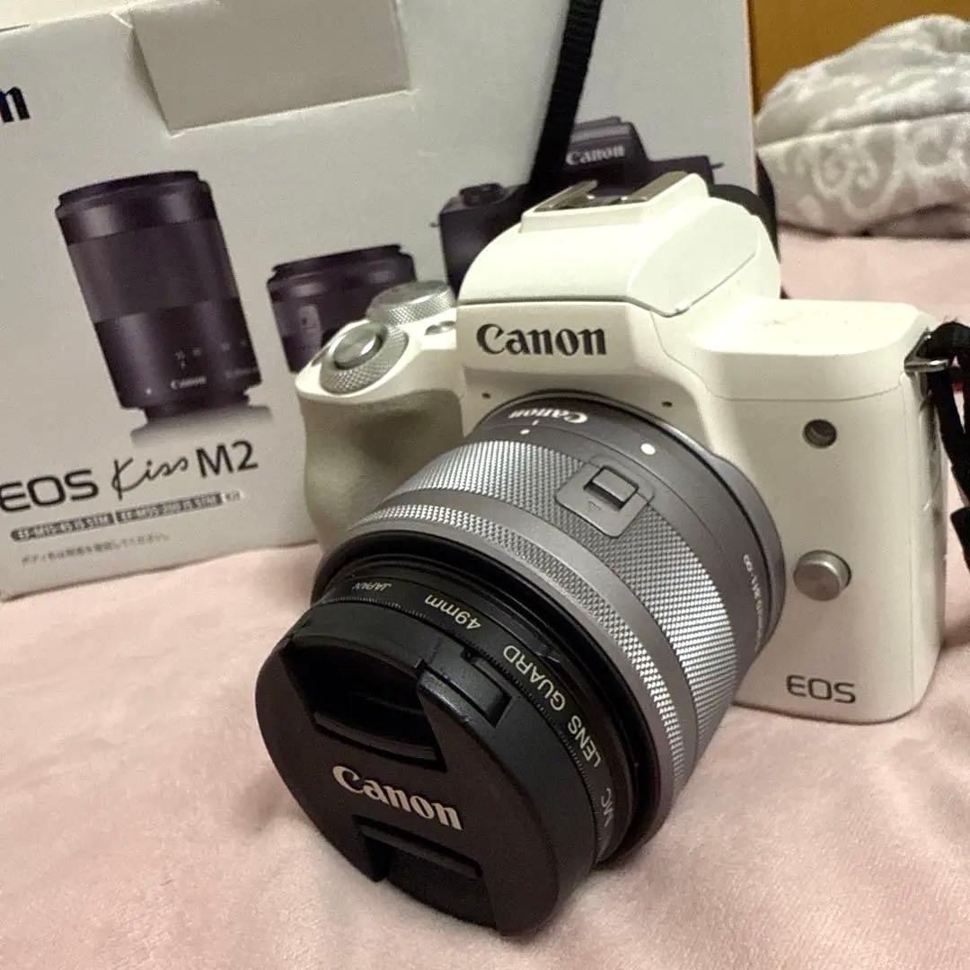 CanonKissM2(ミラーレス一眼、ダブルレンズ)