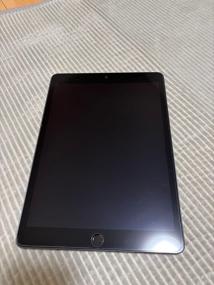Apple iPad 10.2インチ スペースグレー 本体　第7世代